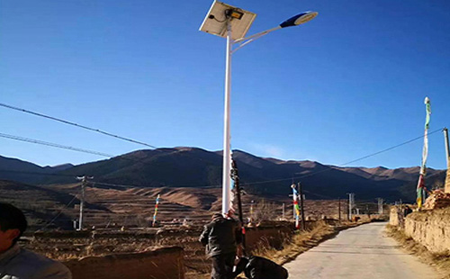 双湖智慧路灯安装必备设计要素:打造高效智能的城市照明系统 双湖智慧路灯安装必备设计要素:打造高效智能的城市照明系统