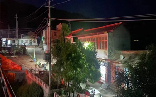 双湖太阳能路灯防雷接地做法详解 双湖太阳能路灯防雷接地做法详解